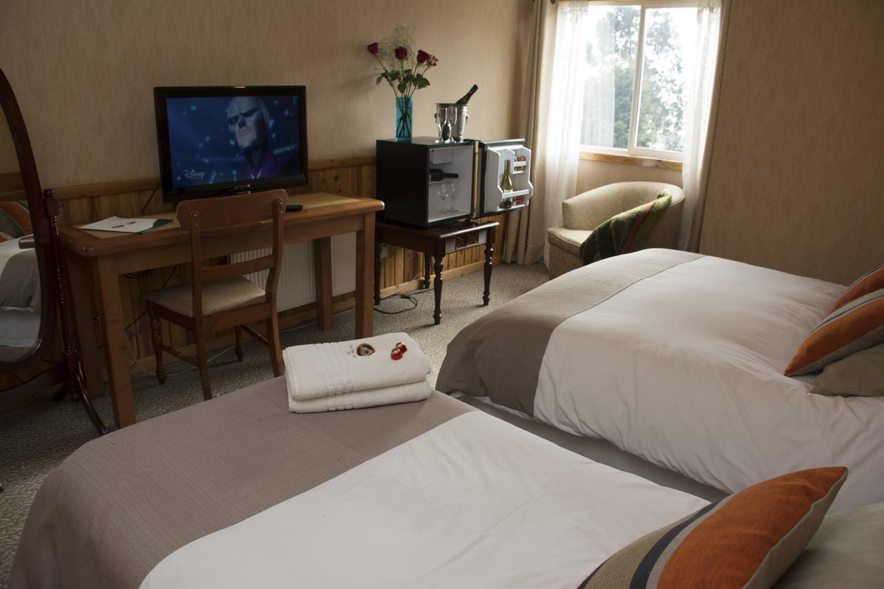 Hotel Borde Lago Puerto Varas Eksteriør bilde